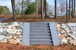 concrete steps with ramp